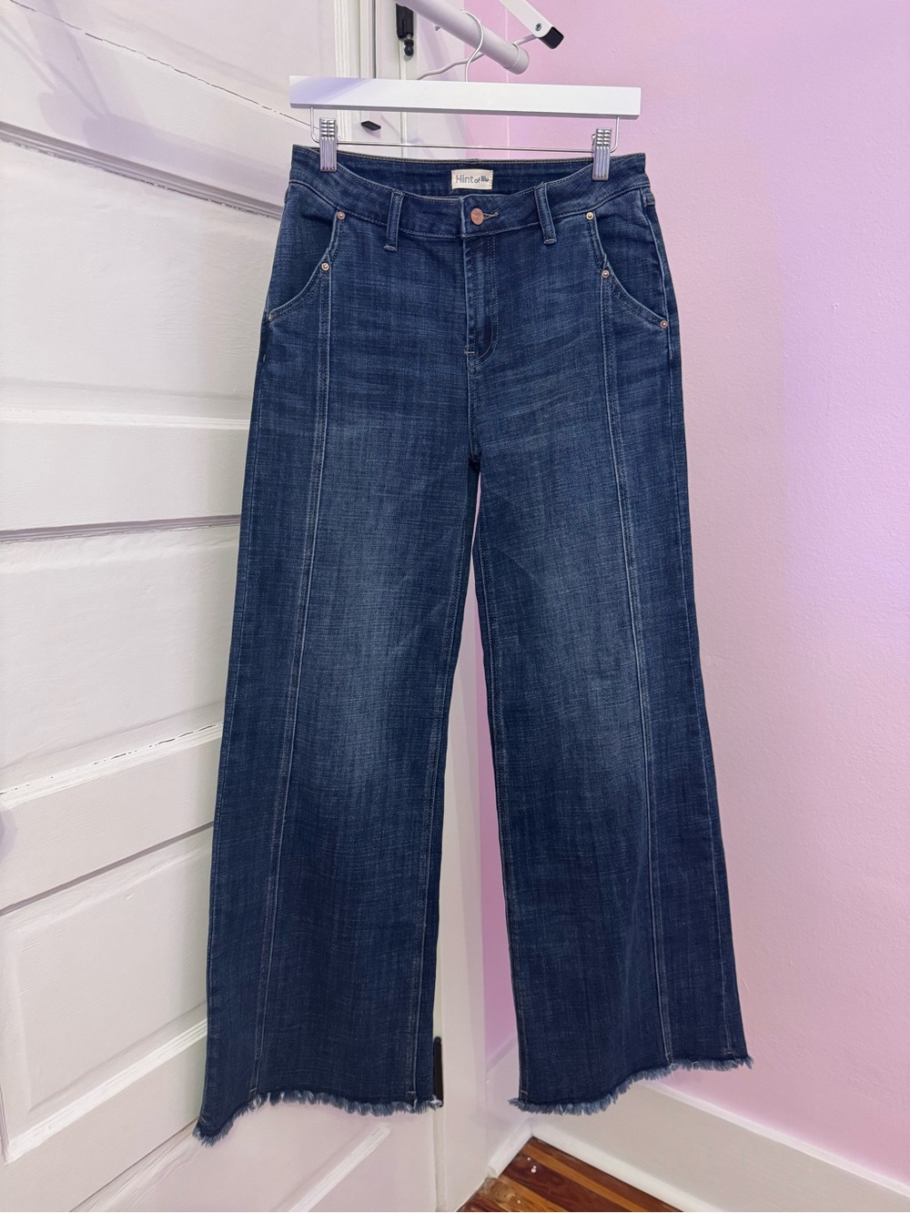 Hint of Blu jeans size 29 HR wide leg
